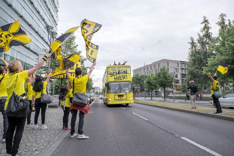 Borussia Dortmund BVB Pokalfinale 2015 Berlin Bus